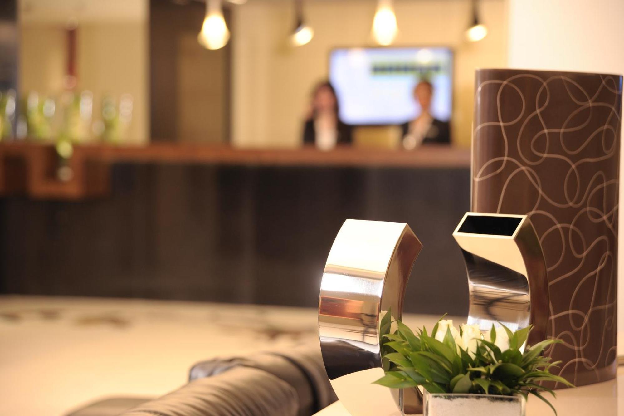 Taksim Gonen Hotel Истанбул Екстериор снимка