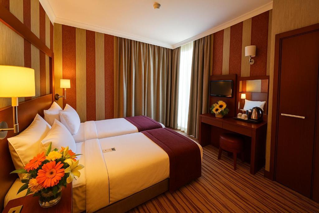 Taksim Gonen Hotel Истанбул Екстериор снимка