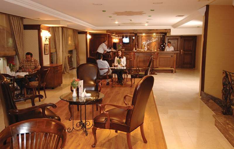 Taksim Gonen Hotel Истанбул Ресторант снимка